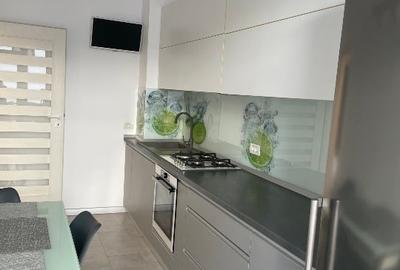 Apartament cu 2 camere decomandat, mobilat în Tomis Plus - 10