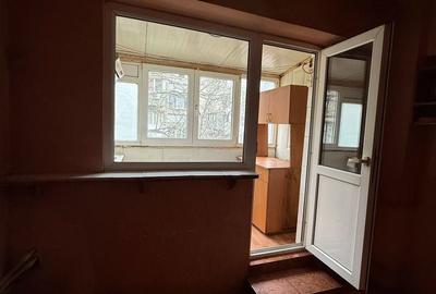 Garsonieră decomandată în Central - 1