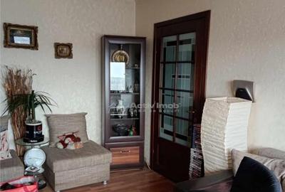 Piata Progresul - 2 camere - mobilat si utilat - 1