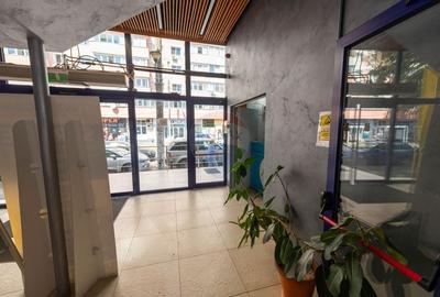 Spatiu comercial de inchiriat 33 mp Domino Plaza Bulevardul Lacul Tei - 9