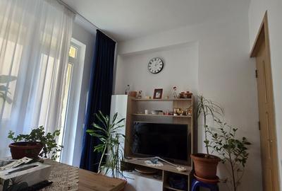 Apartament cu 2 camere decomandat în Central - 2