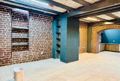 Universitate / Spatiu de Birou Renovat / Demisol / Acces Individual / IdShowroom - 17