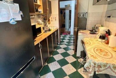Apartament cu 2 camere decomandat în Central - 3
