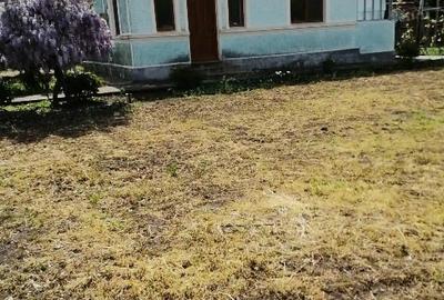 Vand casa cu teren 2000m - 2