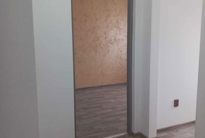 Apartament cu 3 camere în Central - 1