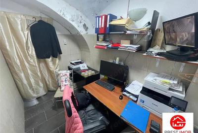 De vanzare spatiu comercial zona ultra centrala 277 mp - 16