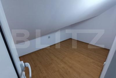 Apartament la casa 3 camere - Zona Nicolina - 11