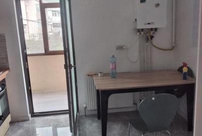 Apartament cu 3 camere semidecomandat în Păcurari - 4