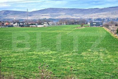 Teren de 1440 mp, în Florești - 2