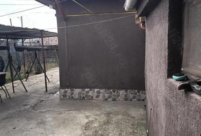 Casă cu 3 camere cu Teren 485 Mp în Est - 1