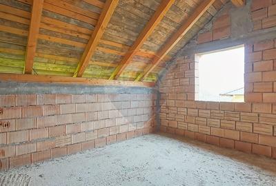 Casă individuală cu 6 camere cu Teren 500 Mp în Feldioara - 9
