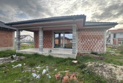 Casa la rosu,Paulesti,168 mp utili, 431mp teren - 2