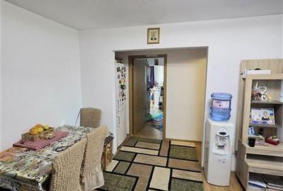 Apartament cu 3 camere semidecomandat, mobilat în Km 4-5 - 4