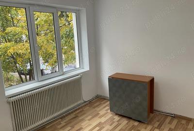 Apartament cu 3 camere semidecomandat în Piața Centrală - 4