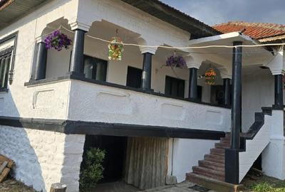 Casă cu 4 camere în Rugi - 2