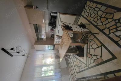 Casă cu 4 camere în Central - 3