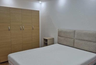 Garsonieră decomandată în Central - 4