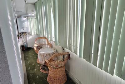 Apartament cu 3 camere decomandat în Central - 3