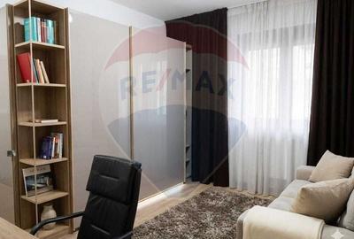 Apartament cu 3 camere decomandat în Central - 4