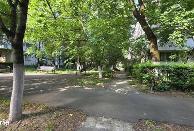 Apartament cu 3 camere semidecomandat în Decebal - 5