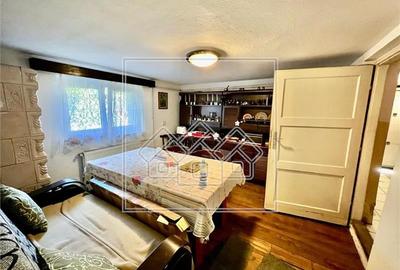 Casa de vanzare in Sibiu - 6 camere, garaj - teren 250 mp - 1