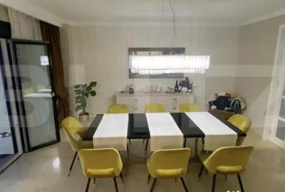 Casă cu 7 camere cu Teren 1507 Mp în Central - 7