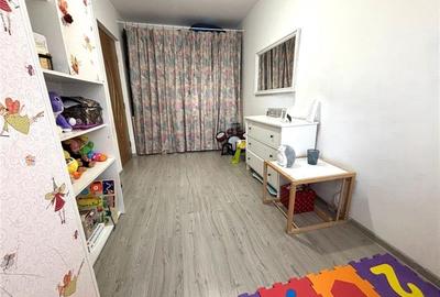 Zona Miron Costin - apartament 3 camere - etajul 2 - 6
