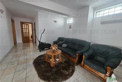 Casă individuală cu 7 camere cu Canalizare în Km 4-5 - 14