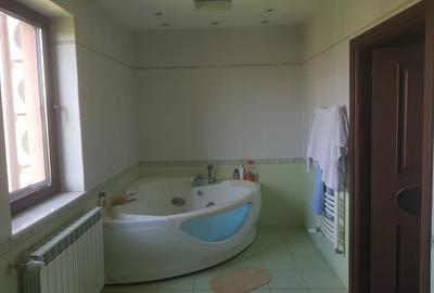 OCAZIE, VAND VILA  DE LUX 860 MP UTILI SI 1230 MP TEREN LANGA LACUL CERNICA - 18