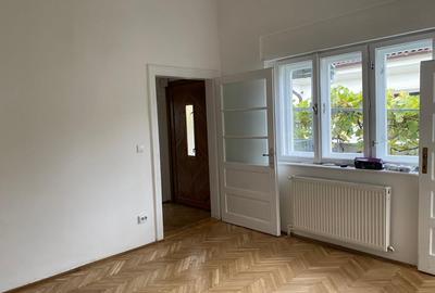 Casa individuala de inchiriat, 4 camere, zona centrala Sibiu, pretabila Birouri. - 11