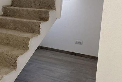 Casă cu 4 camere cu Teren 809 Mp în Petrișor - 17