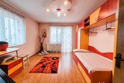 Casă cu 5 camere cu Canalizare în Prundu - 4