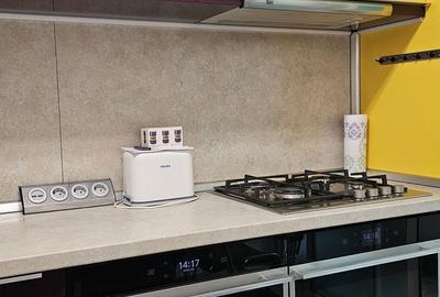 Apartament cu 3 camere decomandat în Palazu Mare - 2