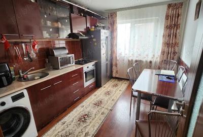 Apartament cu 3 camere decomandat în Aluniș - 3