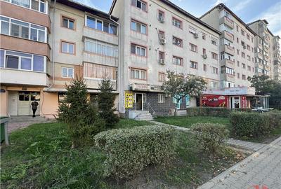 Spațiu comercial, de 40 mp, în Central - 2