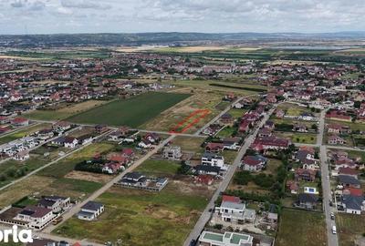 Teren de 2421 mp, în Sânmartin - 4
