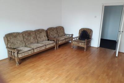 Apartament cu 3 camere decomandat în P-ța Alba Iulia - 1