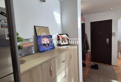 Apartament cu 3 camere decomandat în Nufărul