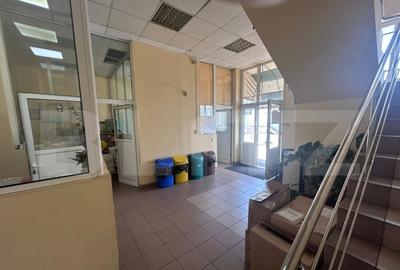 Spatiu de birouri modern, 480mp, 10 locuri de parcare, carti - 2