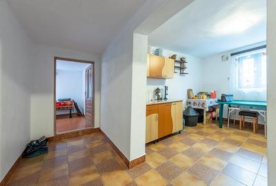 Casă cu 3 camere cu Teren 2450 Mp în Central - 20