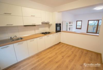 Duplex cu 3 camere cu Canalizare în Andrei Mureșanu - 4