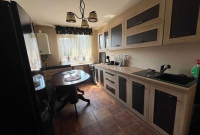 Apartament cu 3 camere semidecomandat în Exterior Vest - 2