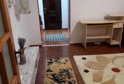 Apartament cu 2 camere semidecomandat în Zimbru