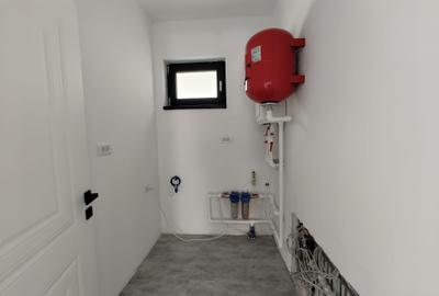 Casă individuală – 3 dormitoare, - 402 mp teren - Aviatorilor - 13