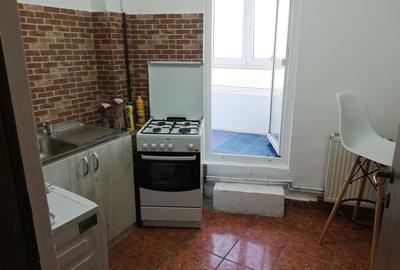 Tineretului, Serban Voda - 9