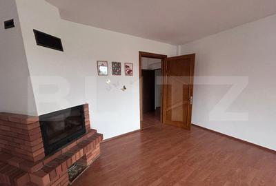 Casa cu 7 camere, 4 bai, 330 mp, 900 mp curte, zona Ford - 9