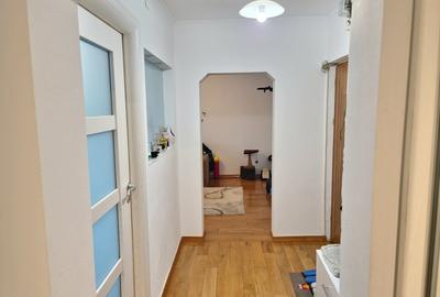 Vanzare apartament 3 camere Militari Politehnica - 10