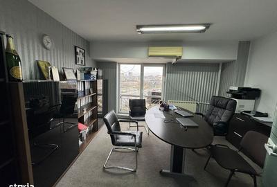 Spațiu comercial, de 182 mp, în Unirii - 3