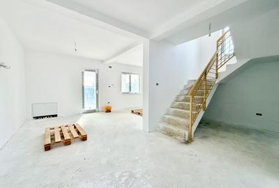 Duplex cu 4 camere cu Canalizare în Moșnița Nouă - 9