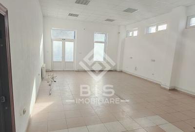 Spațiu comercial, de 100 mp, în Est - 21
